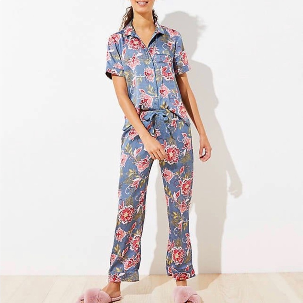Loft floral PJ set. NWT never worn. Size M